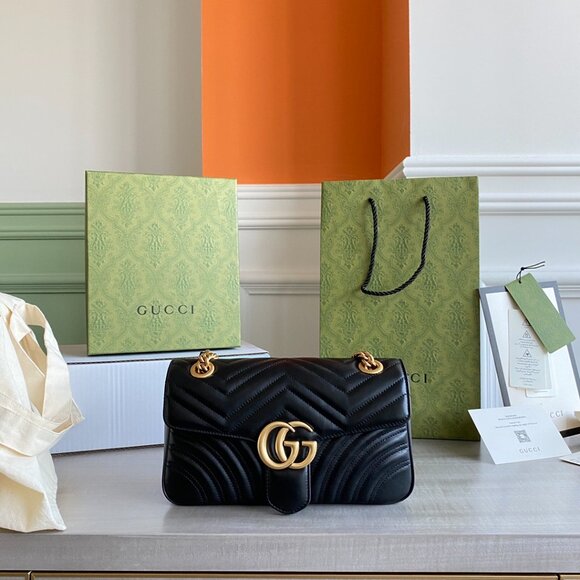 ✨Gucci Black Leather GG Marmont Bag with Gold Chain - Picture 1 of 9
